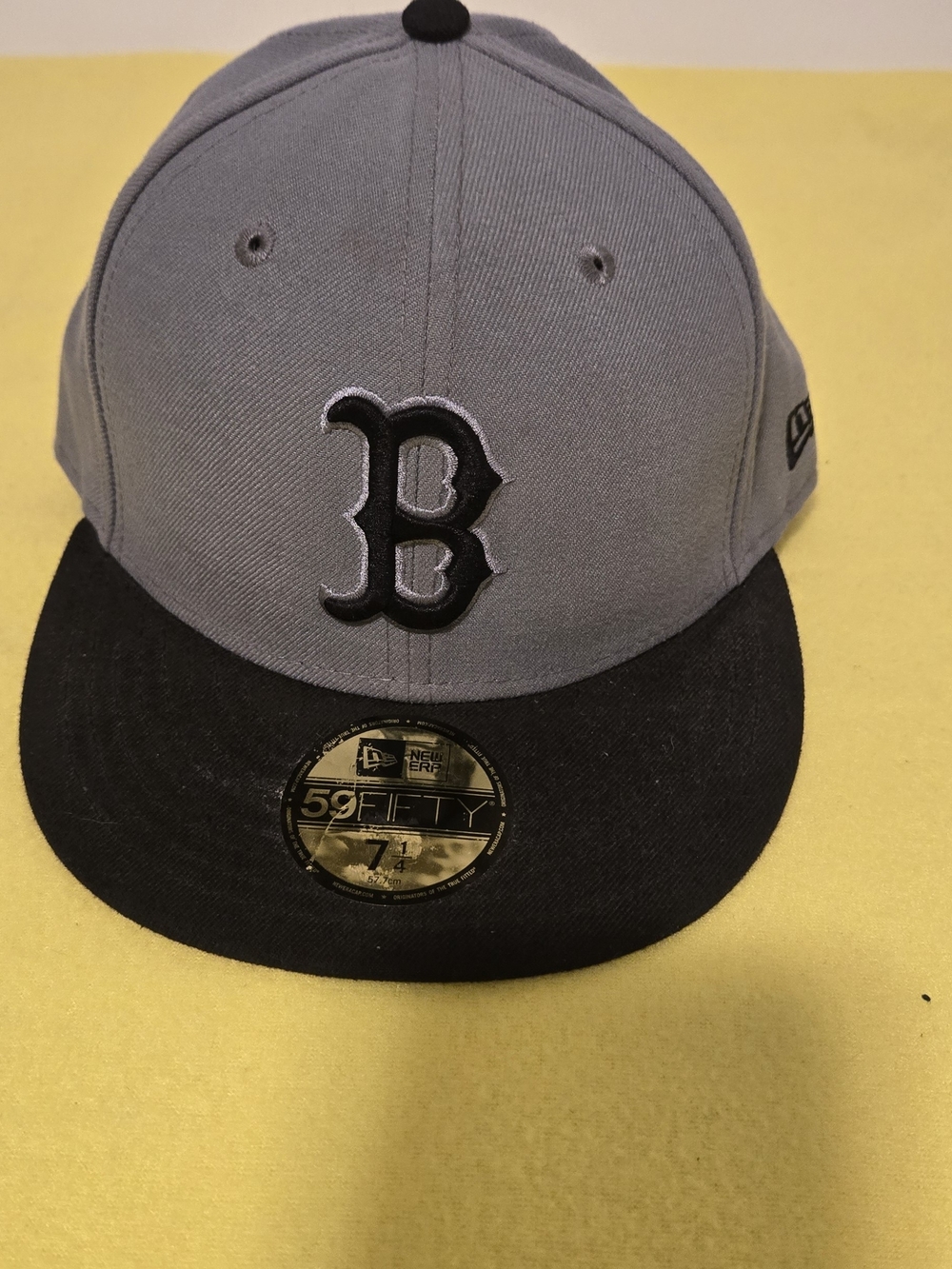 New Era 59FIFTY Boston B Logo Gray and Black Fitted Hat